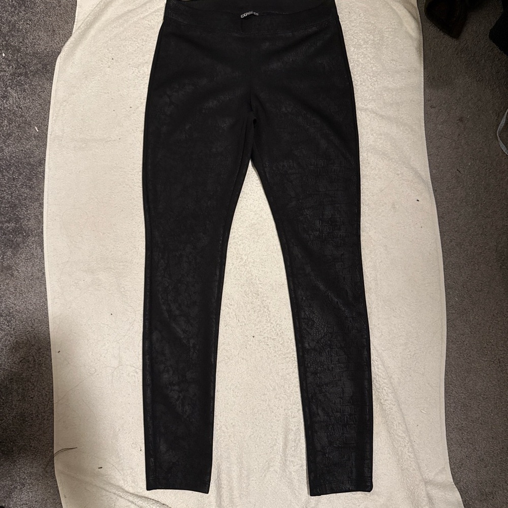 Express Black Leggings with Subtle Textured Pattern